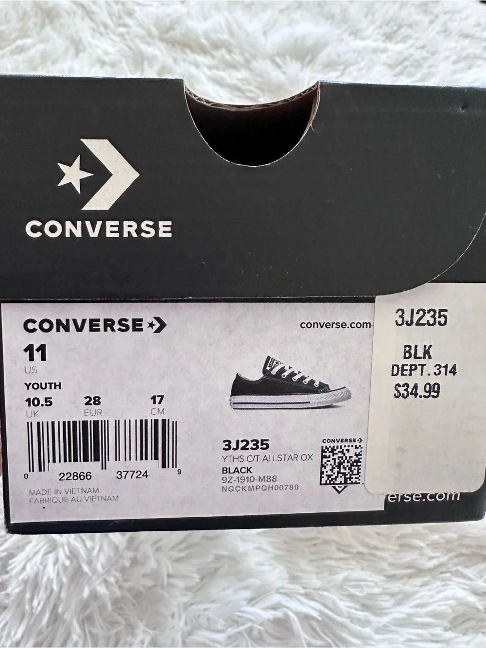 Used Converse Kids' Chuck Taylor All Star Low Top Sneakers - Black/White sz 11